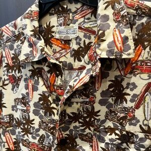 Vintage Ocean & Coast Surfboard Island Print Men's Casual Button Shirt